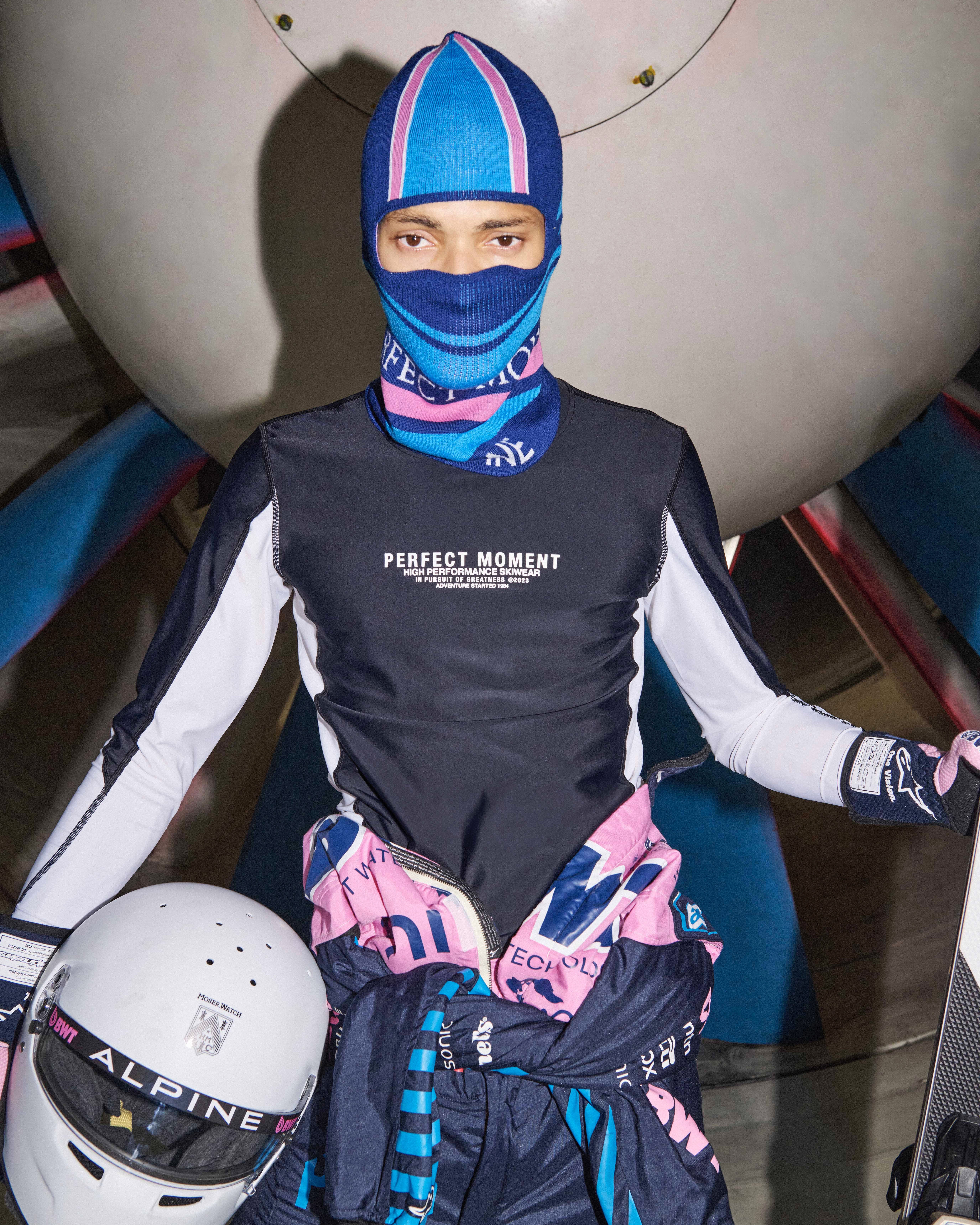 【タイムセール】PERFECT MOMENT スキーパンツ　新品　タグ付き タイムセール】PERFECT MOMENT スキーパンツ 新品 タグ付き Luxury Ski